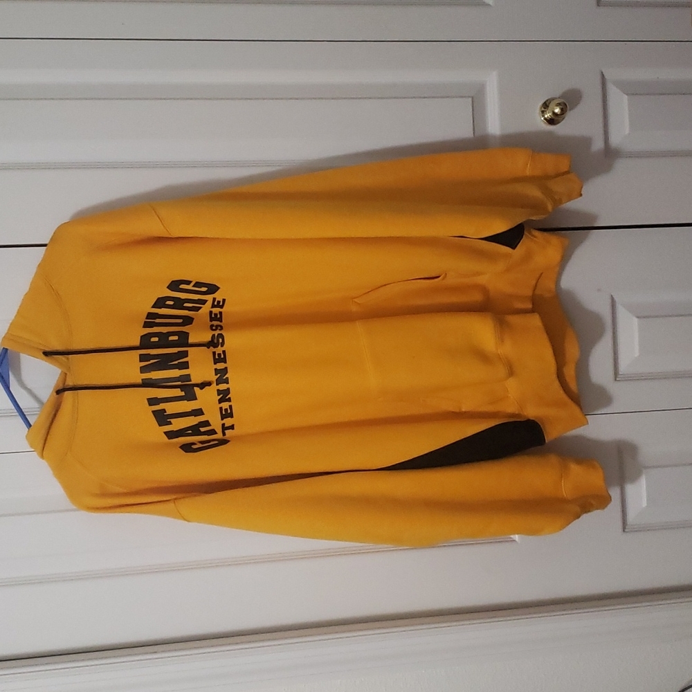 Yellow Gatlinburg Tennessee Sweatshirt